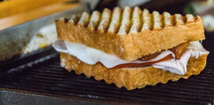 panini-sandwich-on-grill-2
