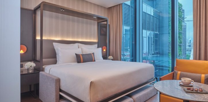 pullman-singapore-hill-street_deluxe-room-murphy-bed-open-2