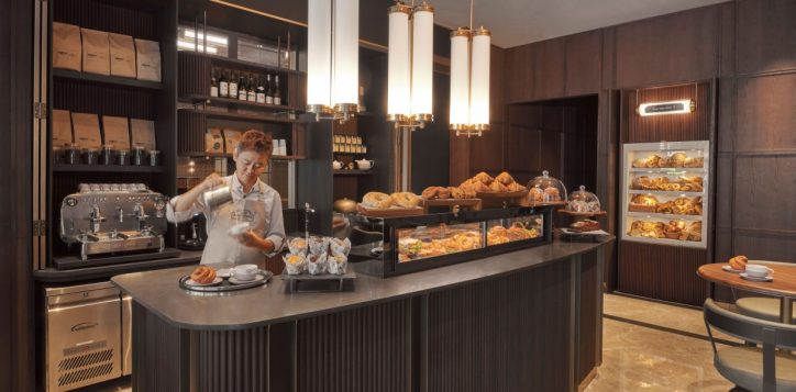 pullman-singapore-hill-street_grab-go_lr-2