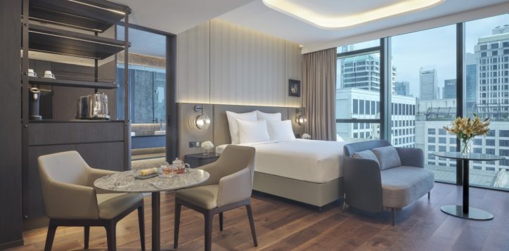 pullman-singapore-hill-street_studio-suite-city-view-3-2